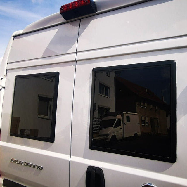 NORDVAN VanSquare window for campervans and motorhomes with blind and mosquito net