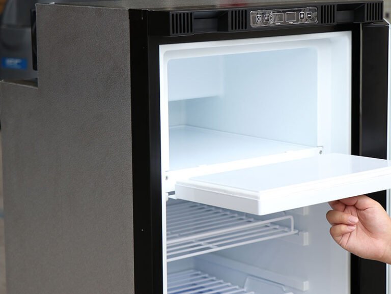 VanCool 105L 12 - 24V Compressor Refrigerator – HxWxD: 81×47.5×53.5 cm - EuroVan - shop