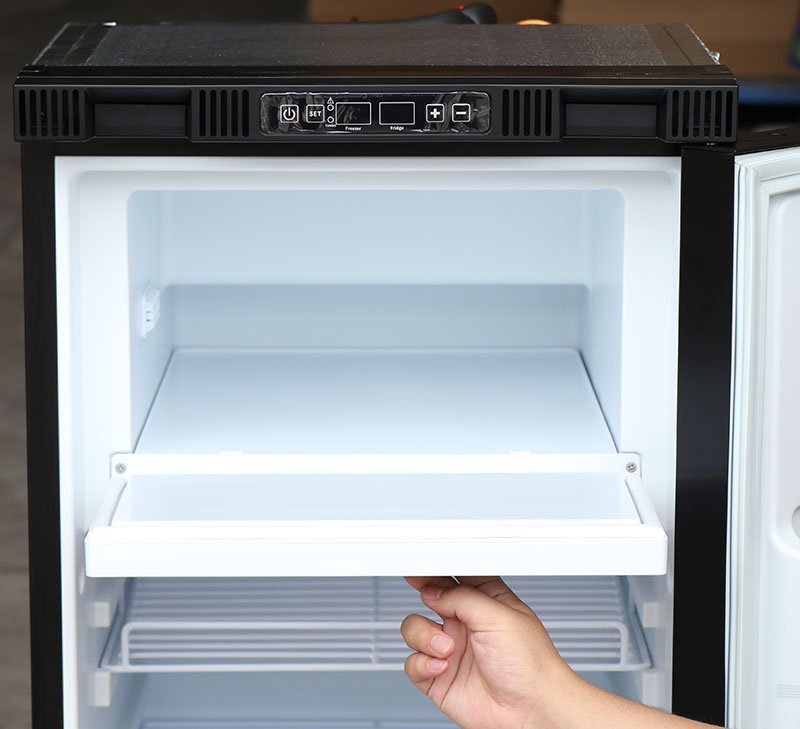 VanCool 50L 12 - 24V Compressor Refrigerator – HxWxD: 52.5×38×51 cm - EuroVan - shop